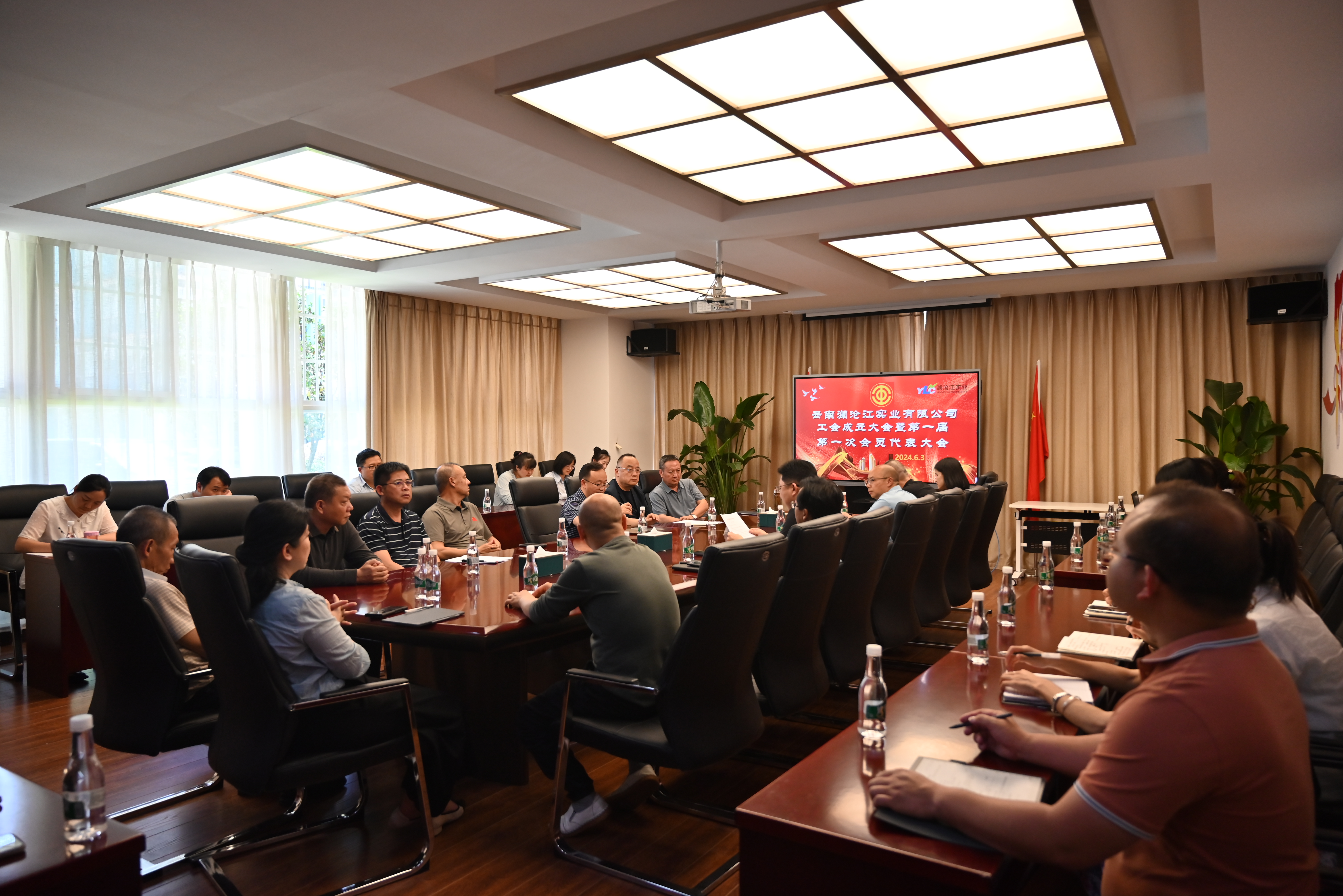 1717568645511012587.jpg 1717568645511012587.jpg