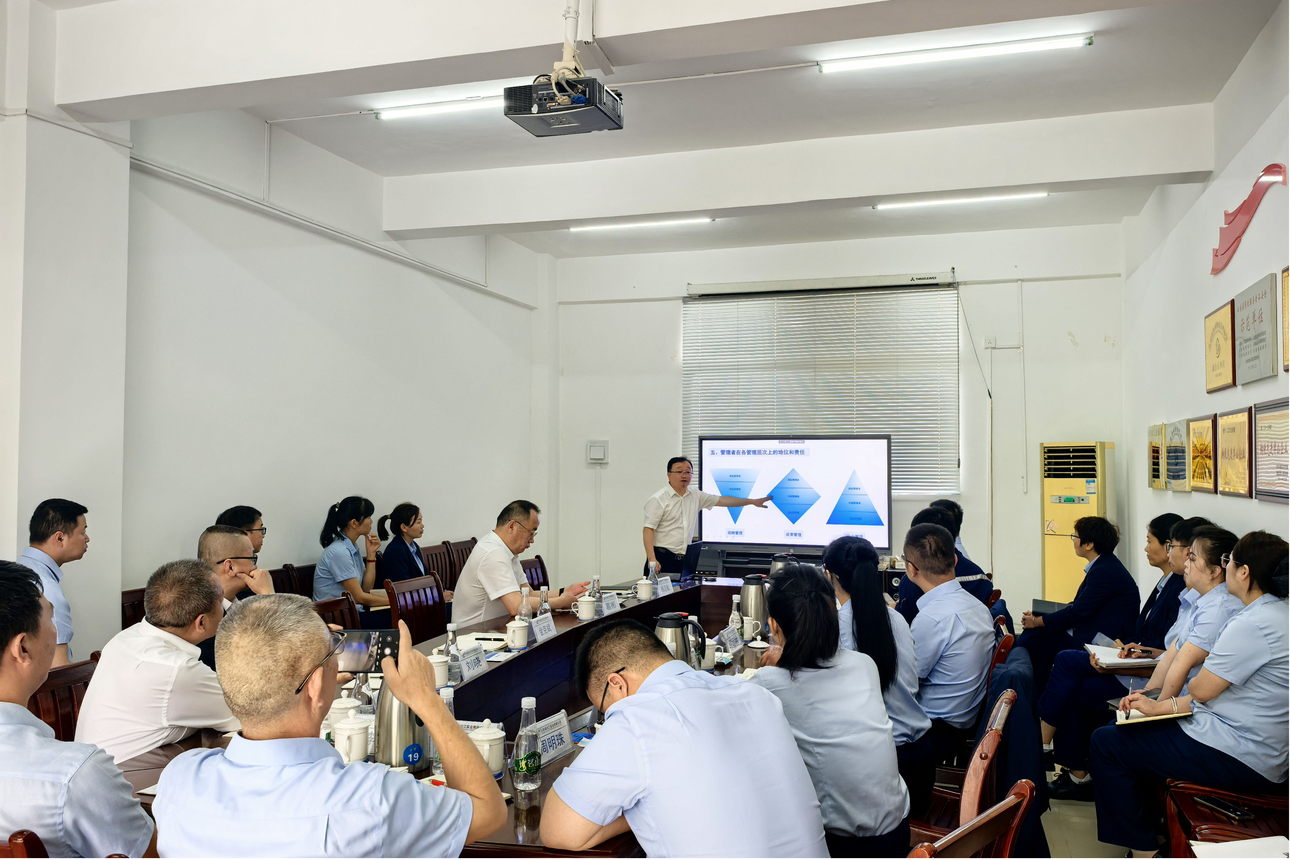 1743171628490056679.jpg 1743171628490056679.jpg